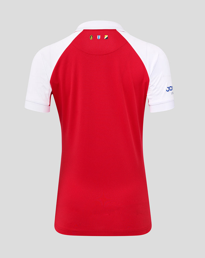 Achterkant van rood-wit FC Utrecht Vierde Shirt met witte mouwen, drie oogjes langs de zijnaad en onderaan een label