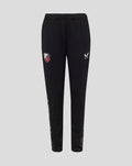 Black FC Utrecht training shorts with club crest on the left leg and Castore logo on the right.